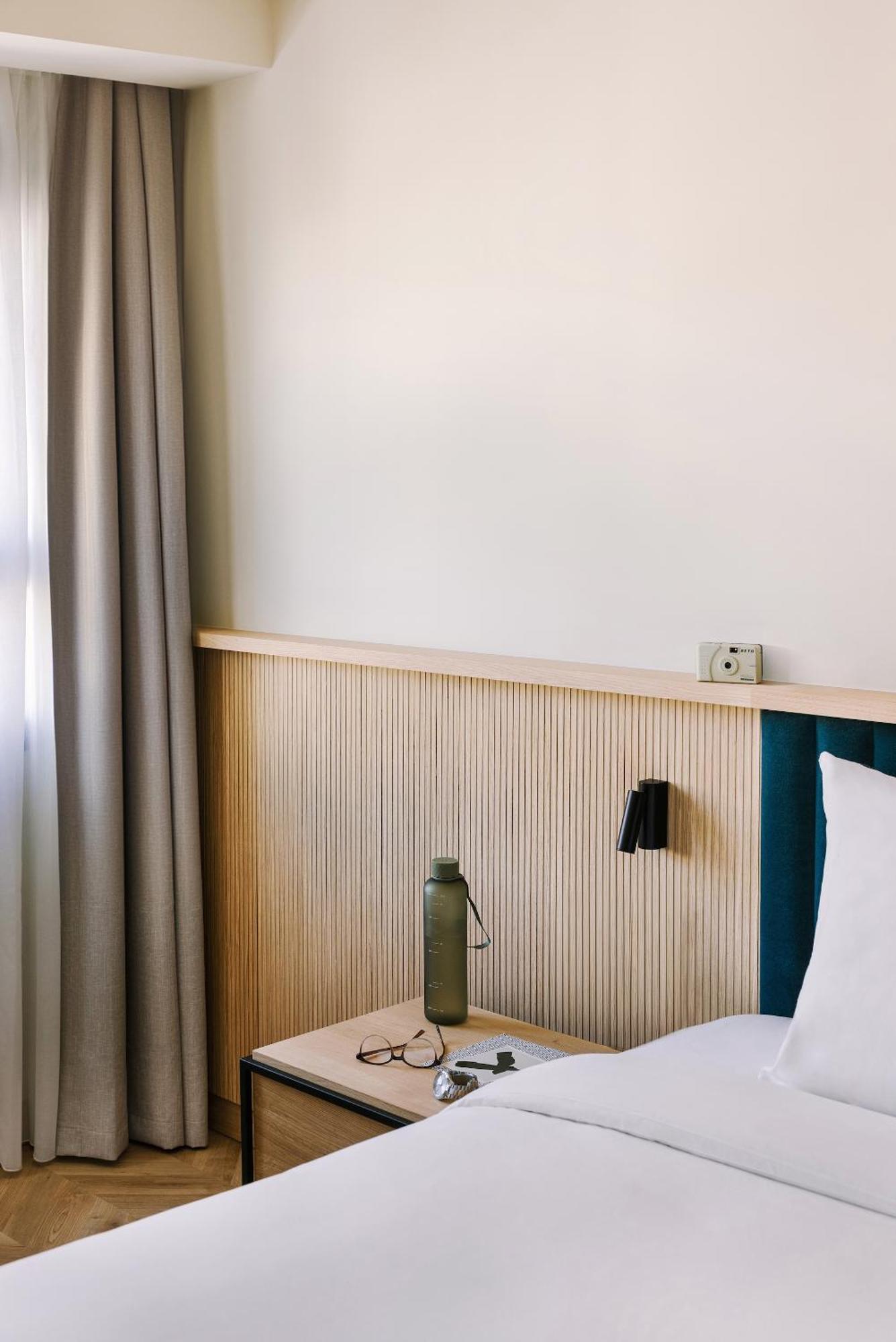 Sonder Sofia Aparthotel Madrid Bilik gambar