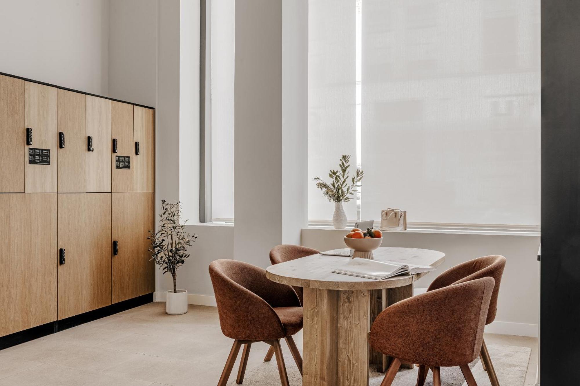 Sonder Sofia Aparthotel Madrid Luaran gambar
